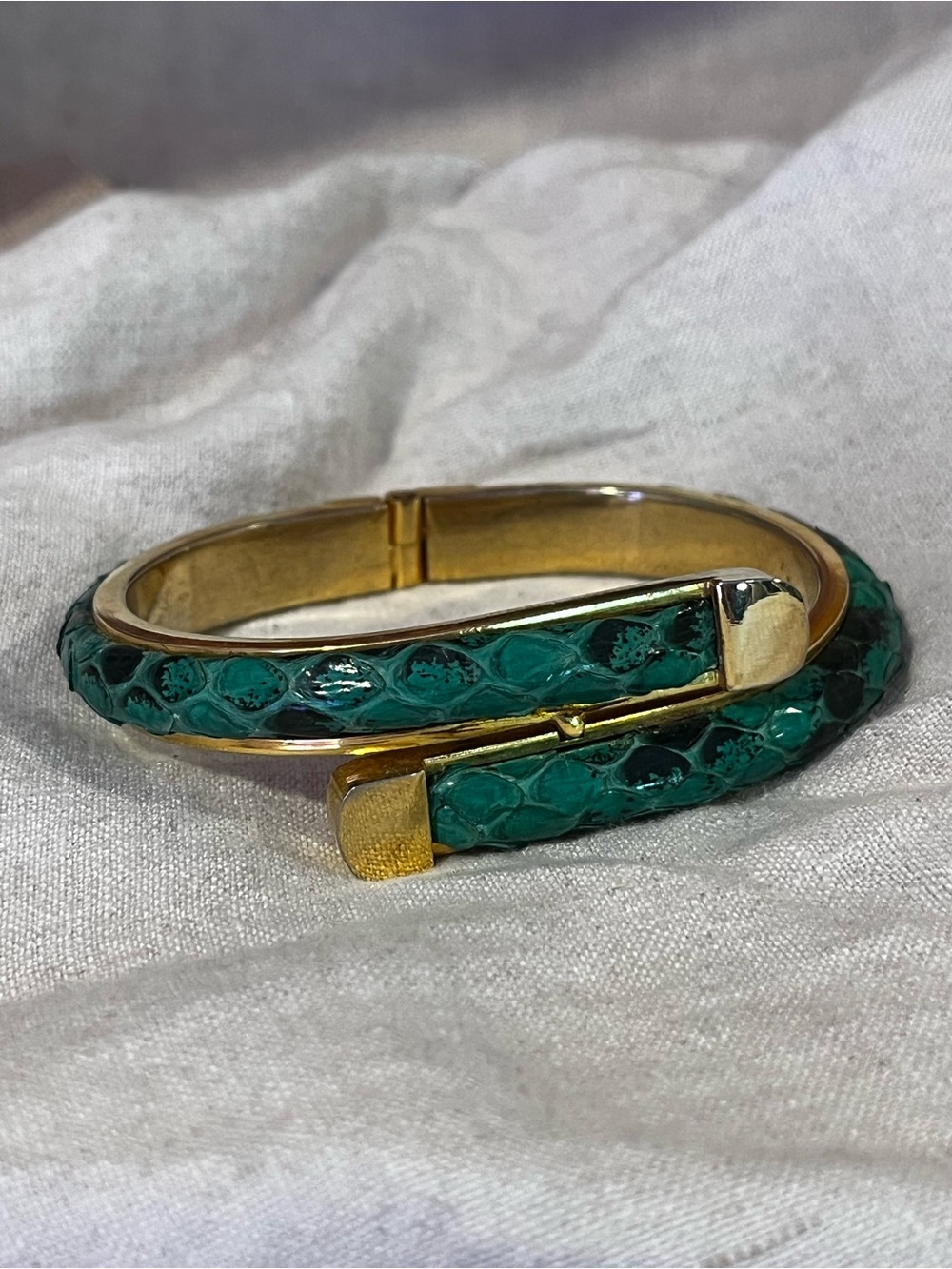 Estate Green Snakeskin Gold Wrap Bracelet